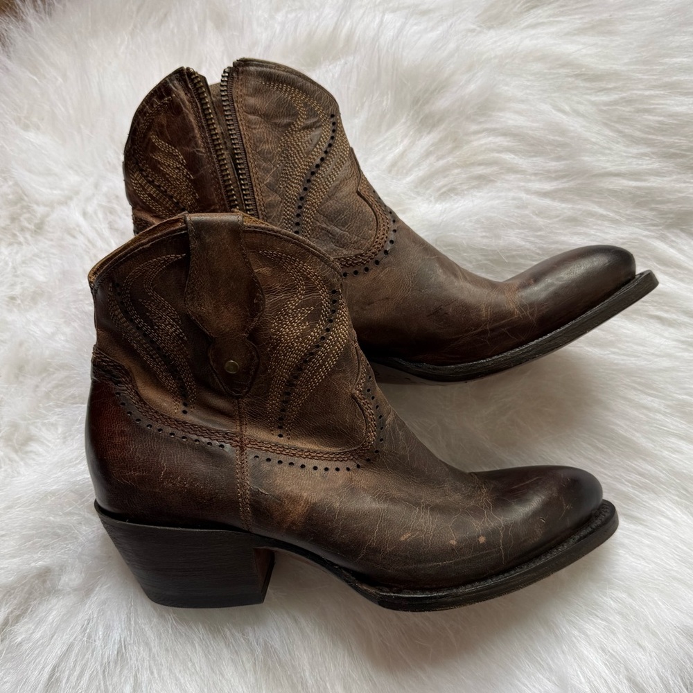 LUCCHESE Brown Leather Ankle Boots Size 7